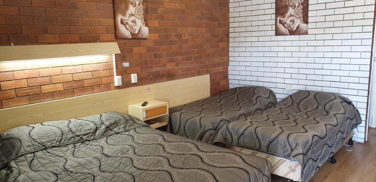 Glen Innes Lodge Motel מראה חיצוני תמונה