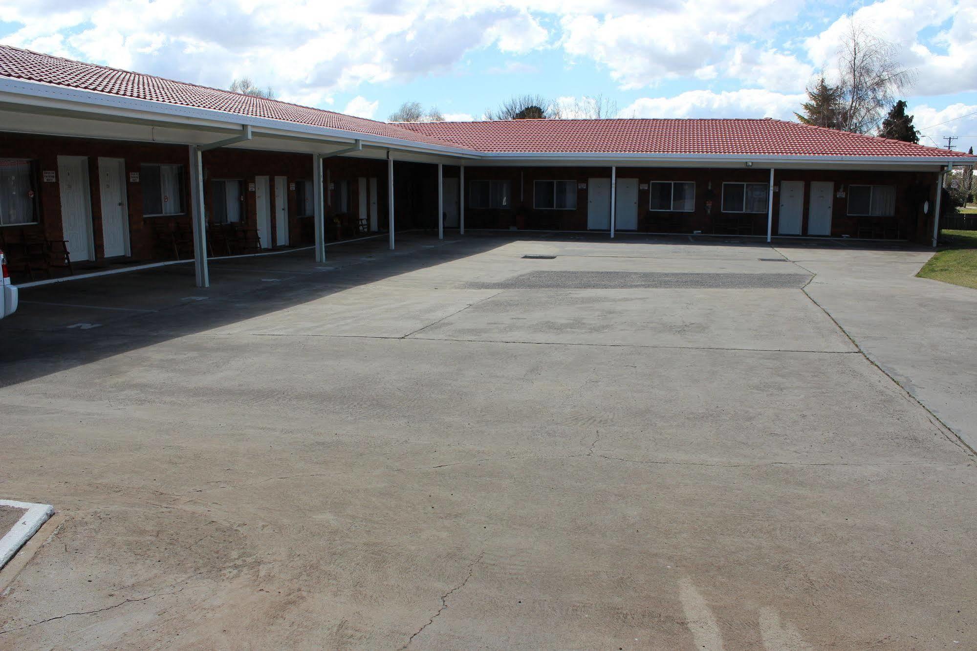Glen Innes Lodge Motel מראה חיצוני תמונה